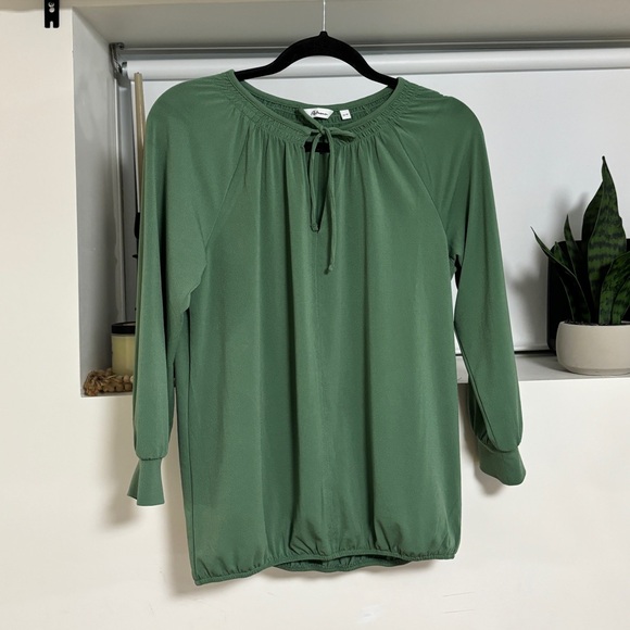 Reitman’s Women’s 3/4 Sleeve Blouse - Picture 1 of 7
